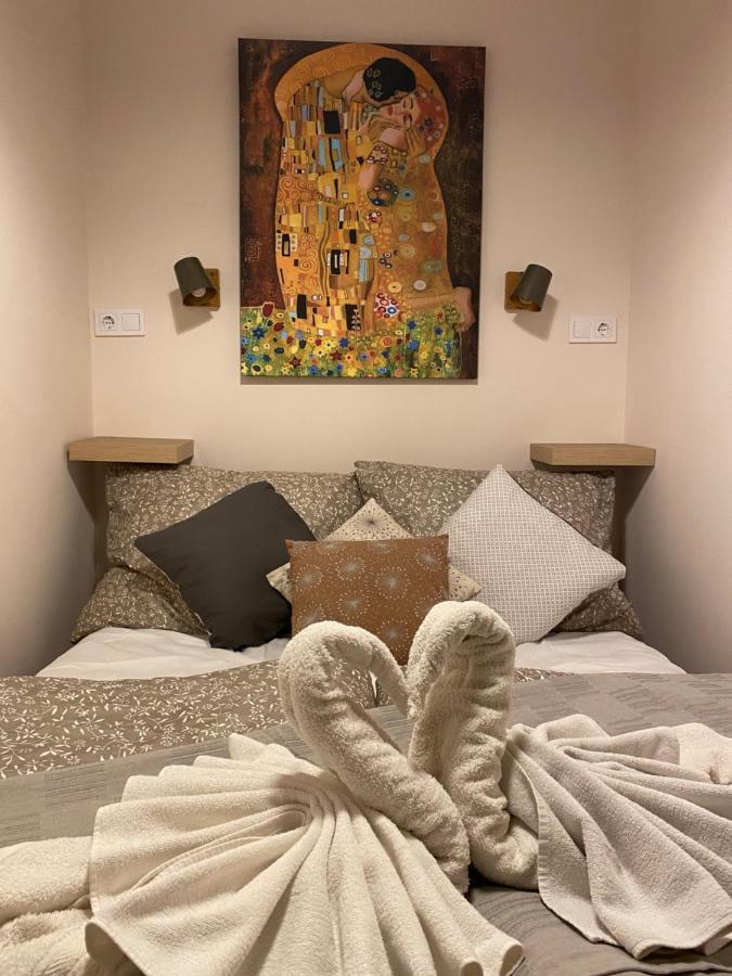 Mrs. Columbo'S Flat Appartement Boedapest Buitenkant foto